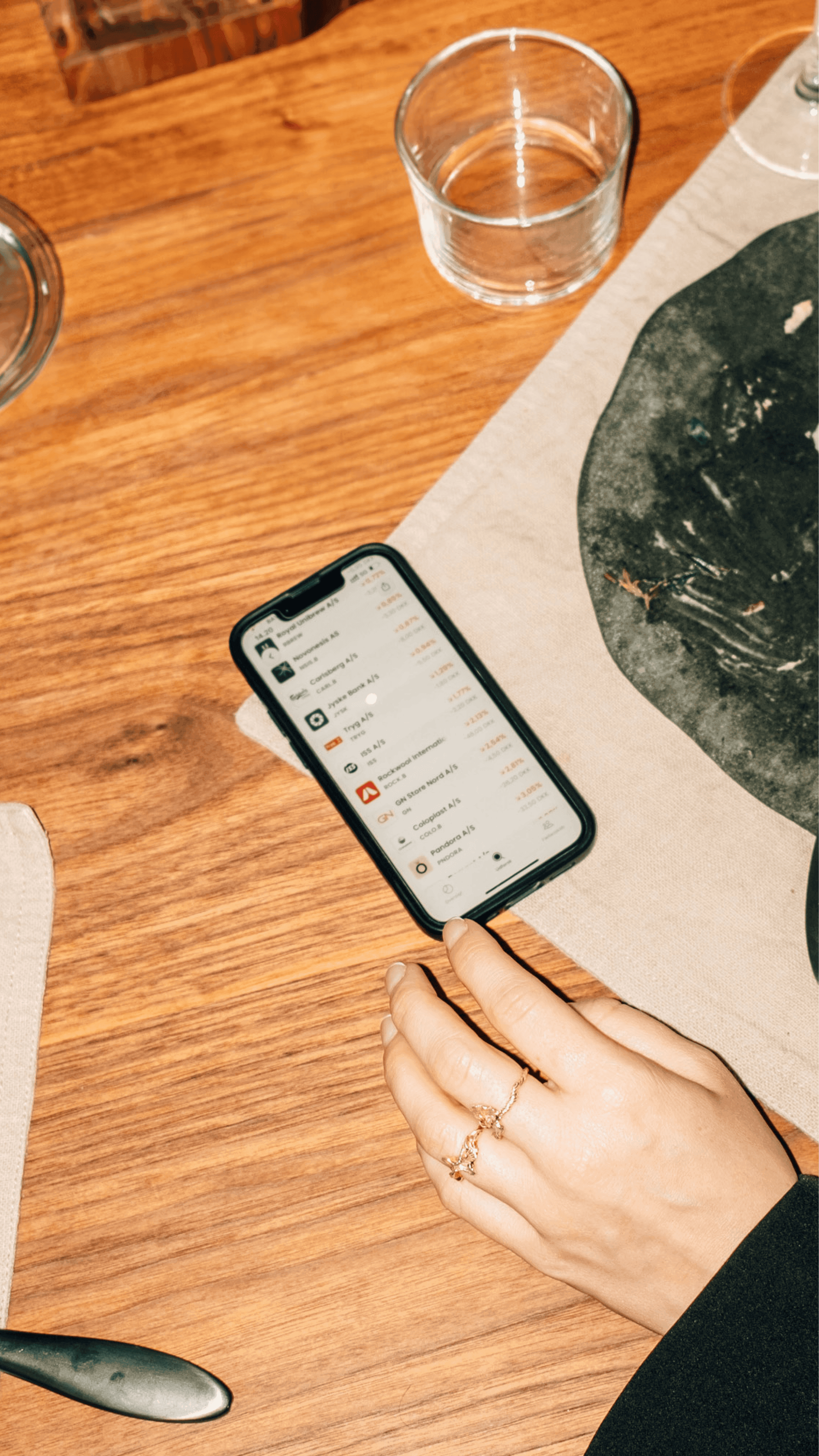 background-image-layer-0-0